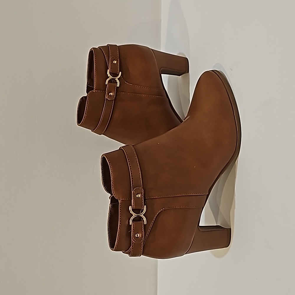 Charter Club Women’s Pixxy Tan Brown Heeled Ankle Boots Size 10M